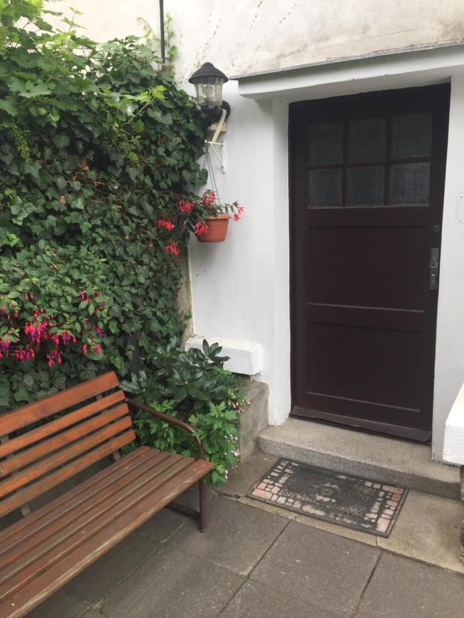 Blue Apartment In Beautiful English Style Garden With Atmosphere 布拉格 外观 照片